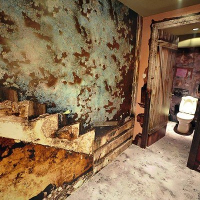 Αυτοκόλλητη ταπετσαρία και αυτοκόλλητα πόρτας